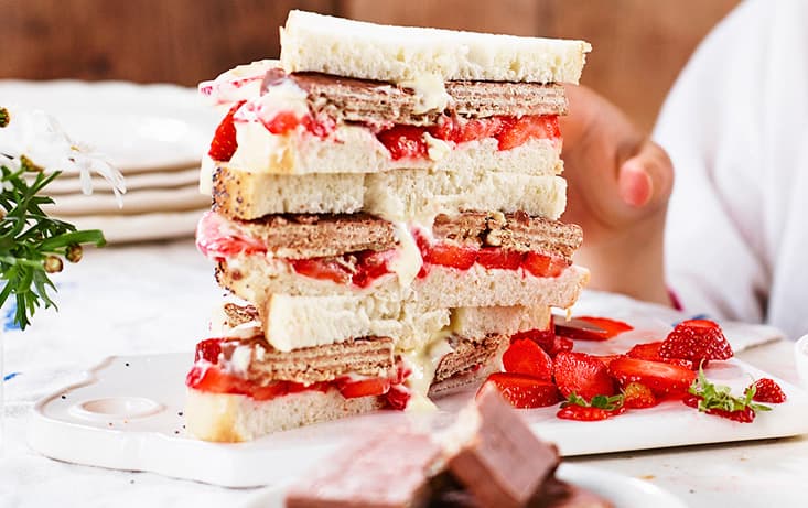 Grillad Macka med Jordgubbar på Roast'n Toast - Recept | Pågen